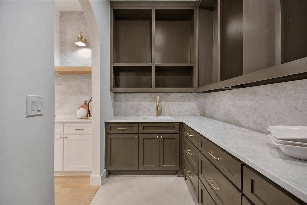 6632 Lockheed Avenue, Dallas, TX 75209