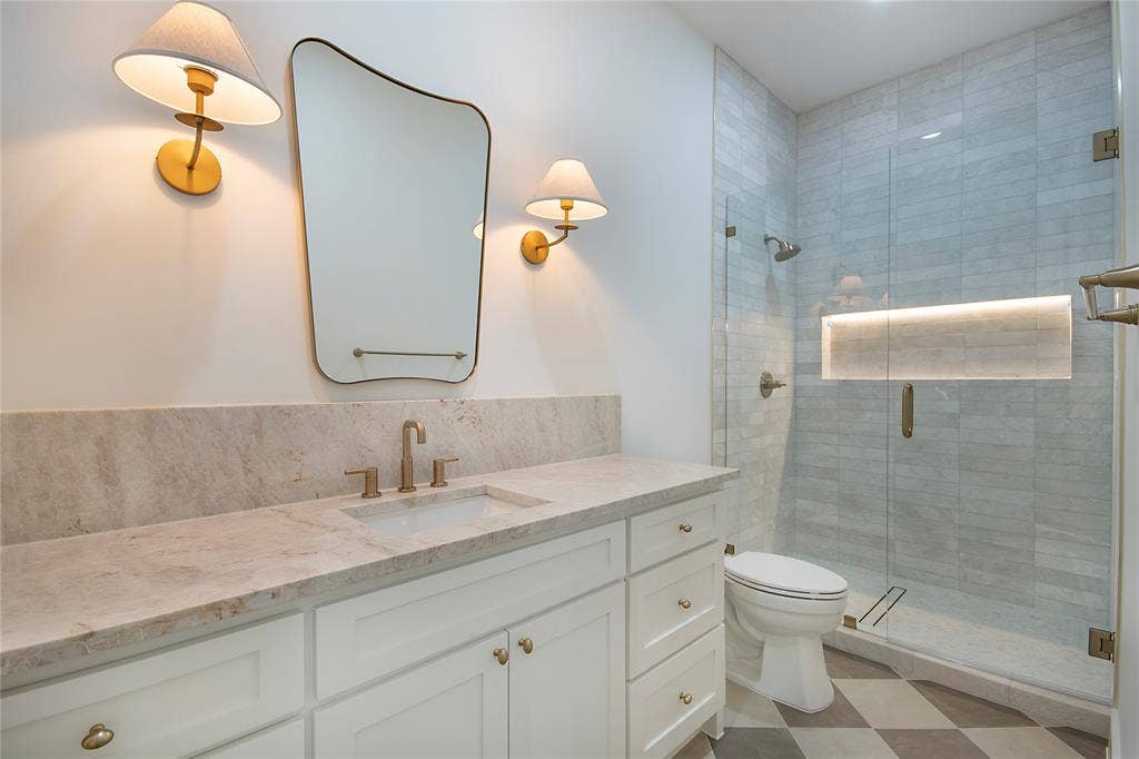 6632 Lockheed Avenue, Dallas, TX 75209