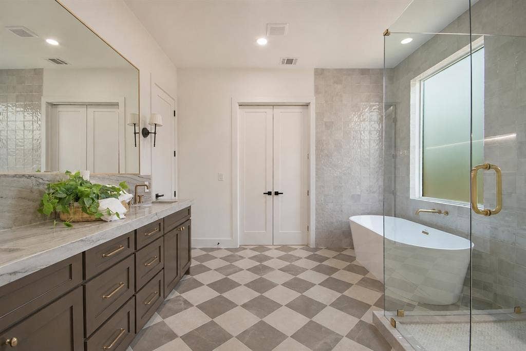 6632 Lockheed Avenue, Dallas, TX 75209