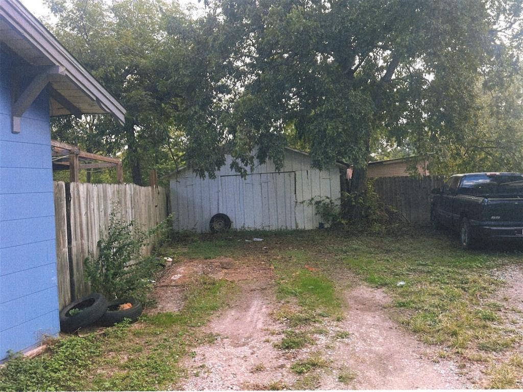 2609 1 ST, Brownwood, TX 76801