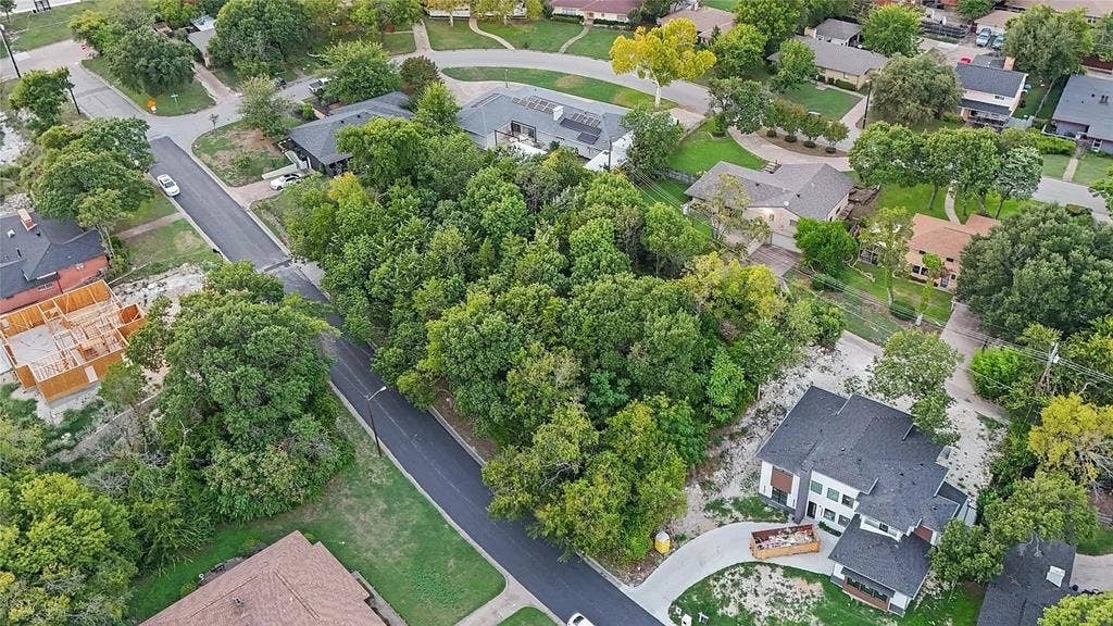923 Brookwood drive, Dallas, TX 75224 923 Brookwood drive, Dallas, TX 75224
