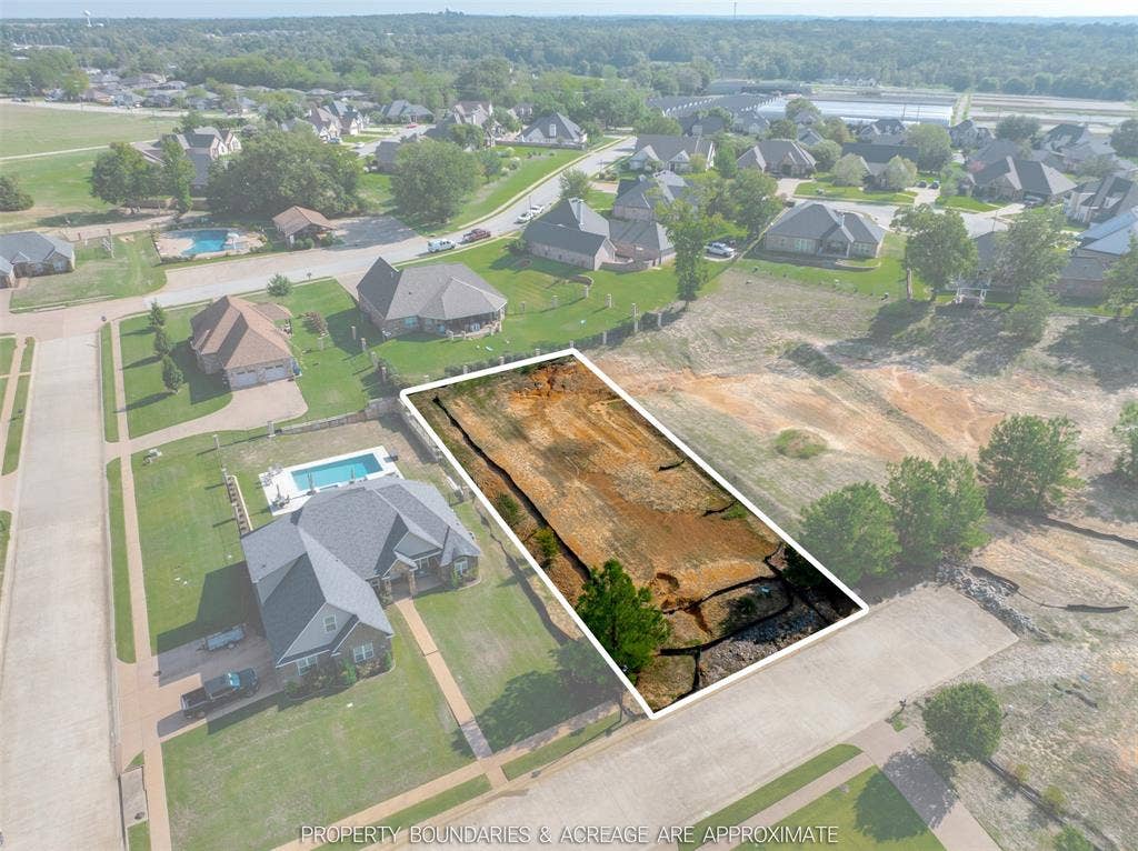304 Colton Cove, Lindale, TX 75771 304 Colton Cove, Lindale, TX 75771