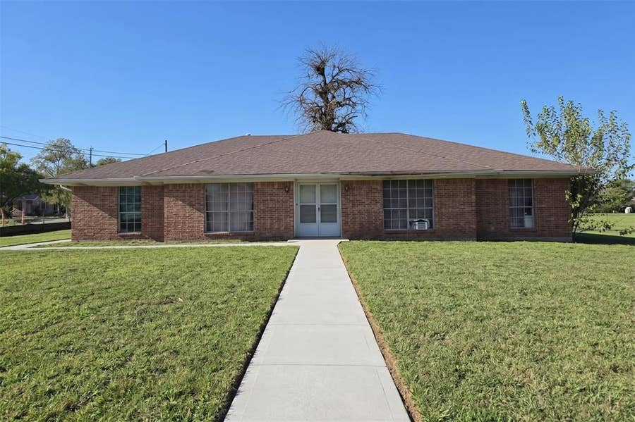 Property photo for 409 W Athens Street, Hutchins, TX
