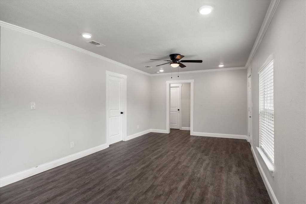 1610 Cherry Avenue, Corsicana, TX 75110