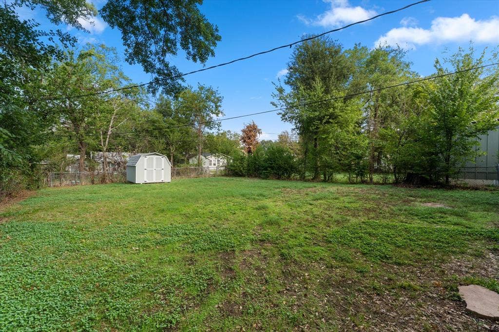1610 Cherry Avenue, Corsicana, TX 75110
