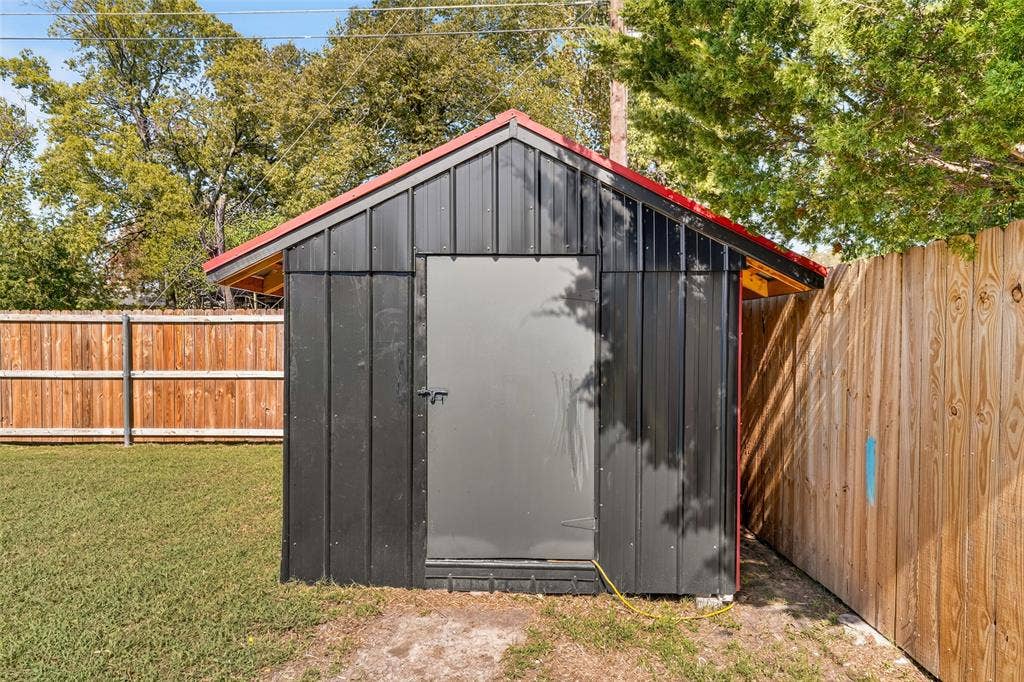 205 E Kearney Street, Mesquite, TX 75149