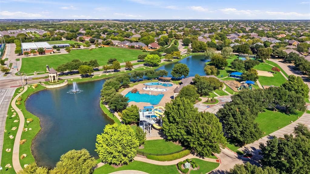 9006 Hogan Drive, Rowlett, TX 75089 9006 Hogan Drive, Rowlett, TX 75089