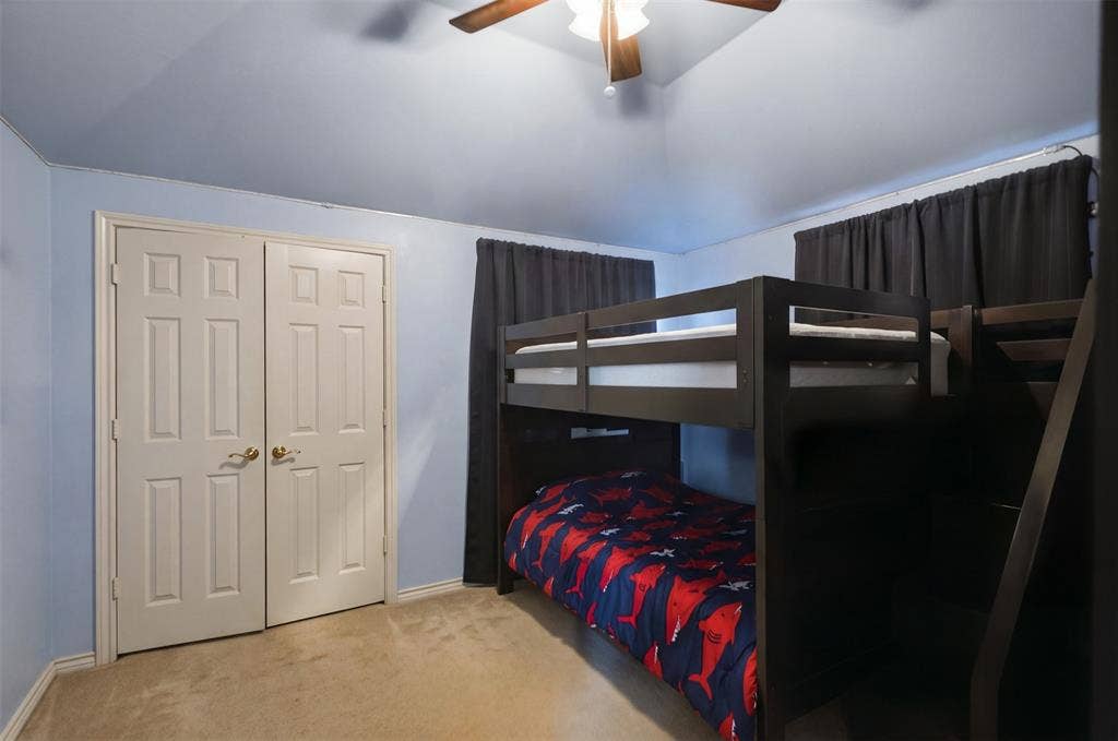 9006 Hogan Drive, Rowlett, TX 75089 9006 Hogan Drive, Rowlett, TX 75089