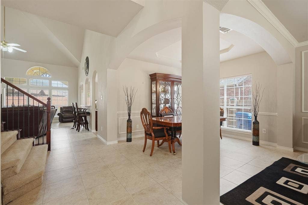 9006 Hogan Drive, Rowlett, TX 75089 9006 Hogan Drive, Rowlett, TX 75089