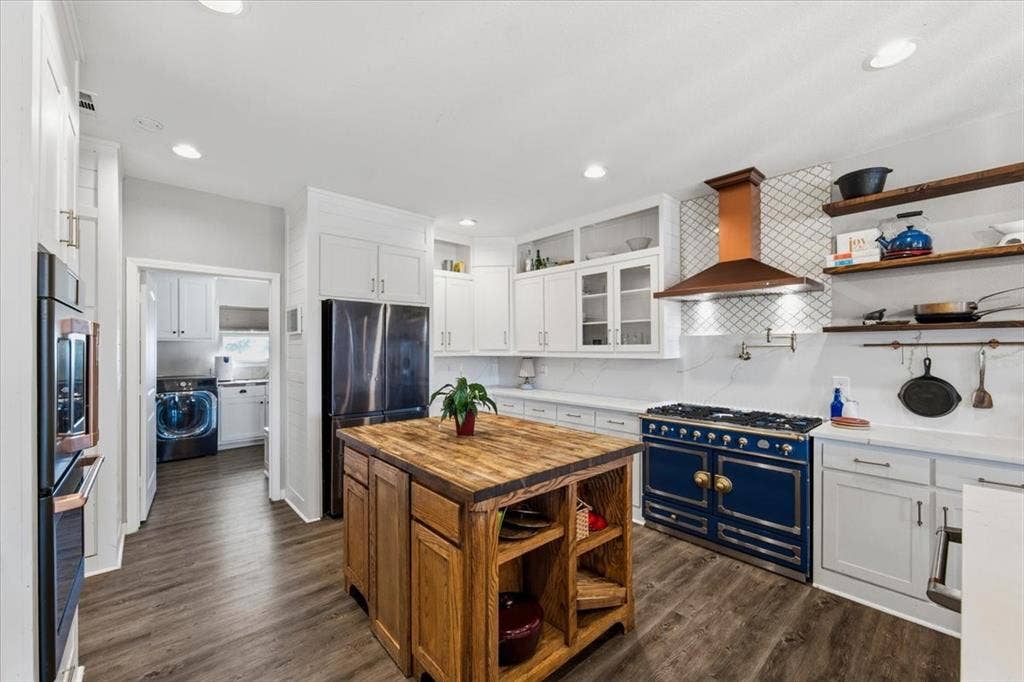 2811 Timber Rock Lane, Midlothian, TX 76065 2811 Timber Rock Lane, Midlothian, TX 76065