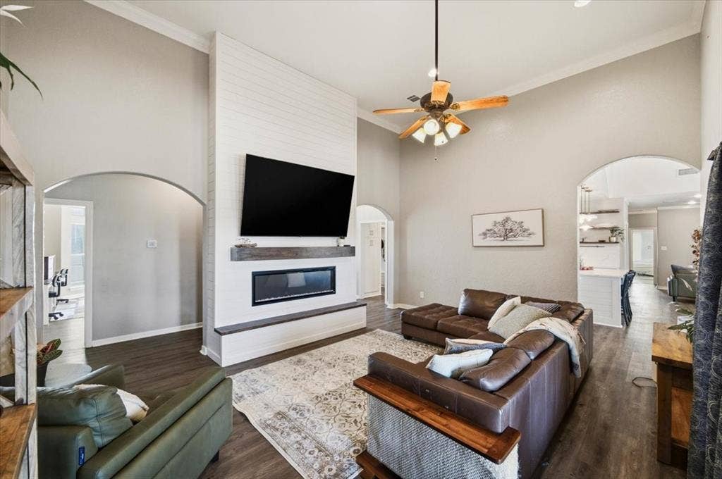 2811 Timber Rock Lane, Midlothian, TX 76065 2811 Timber Rock Lane, Midlothian, TX 76065