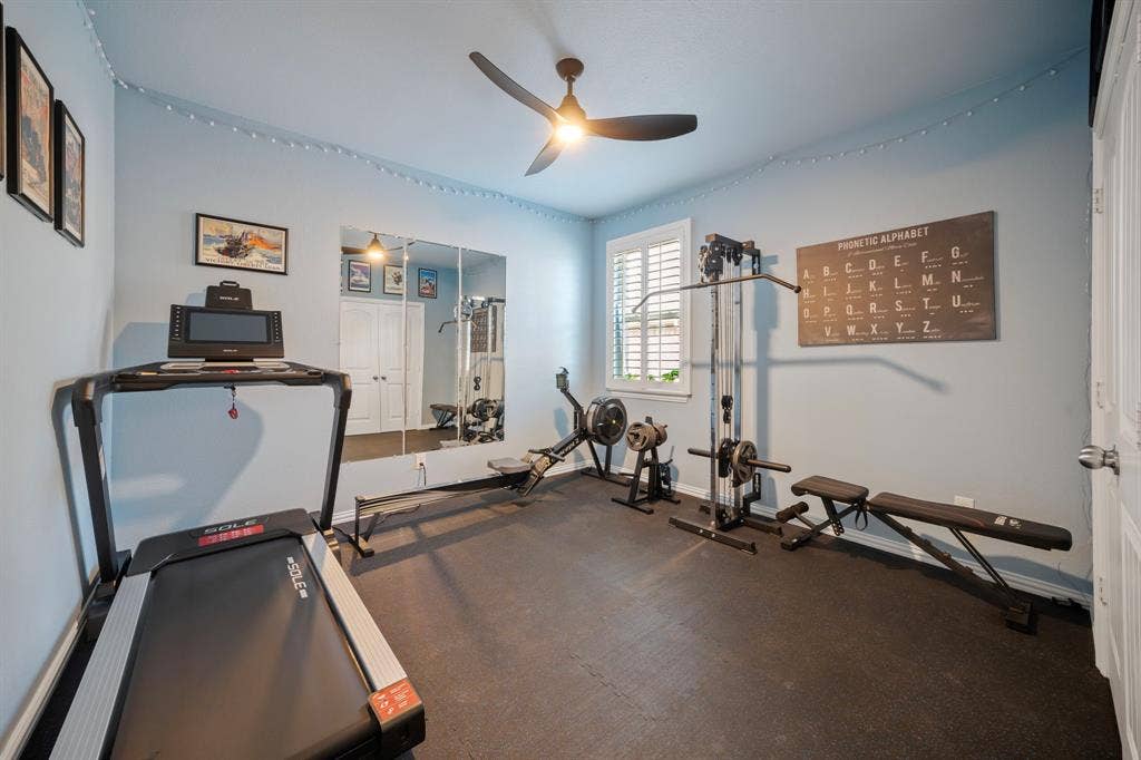 107 Jennie Court, Ferris, TX 75125