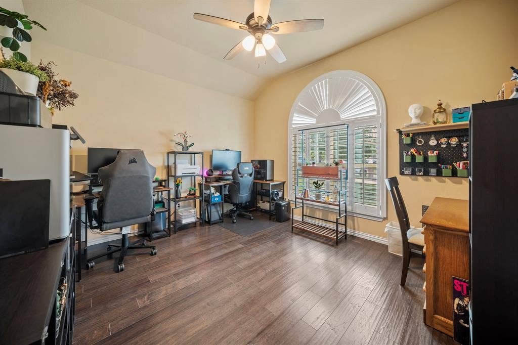 107 Jennie Court, Ferris, TX 75125