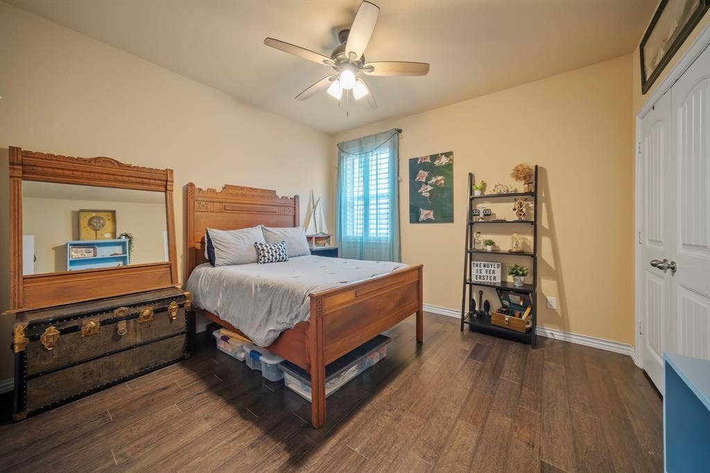 107 Jennie Court, Ferris, TX 75125