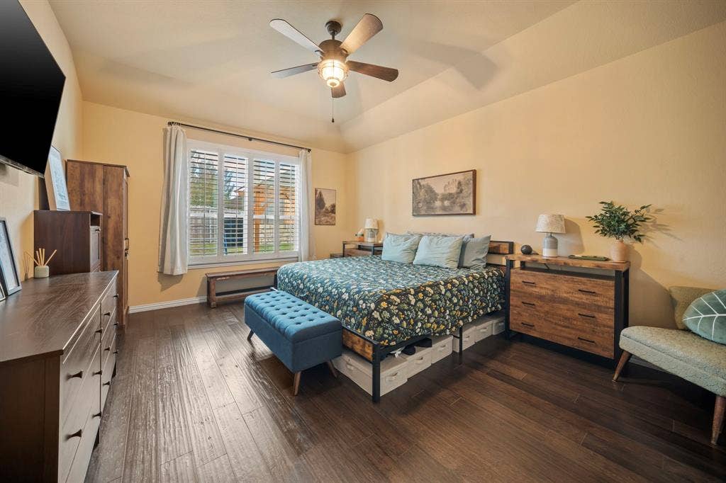 107 Jennie Court, Ferris, TX 75125