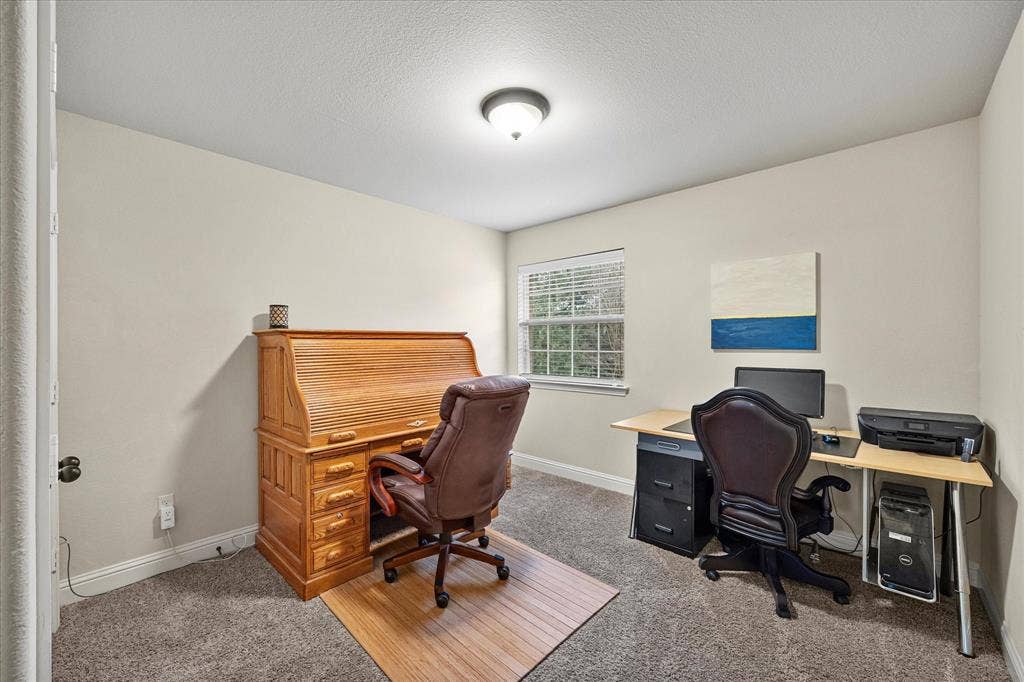 4th bedroom can double for home office