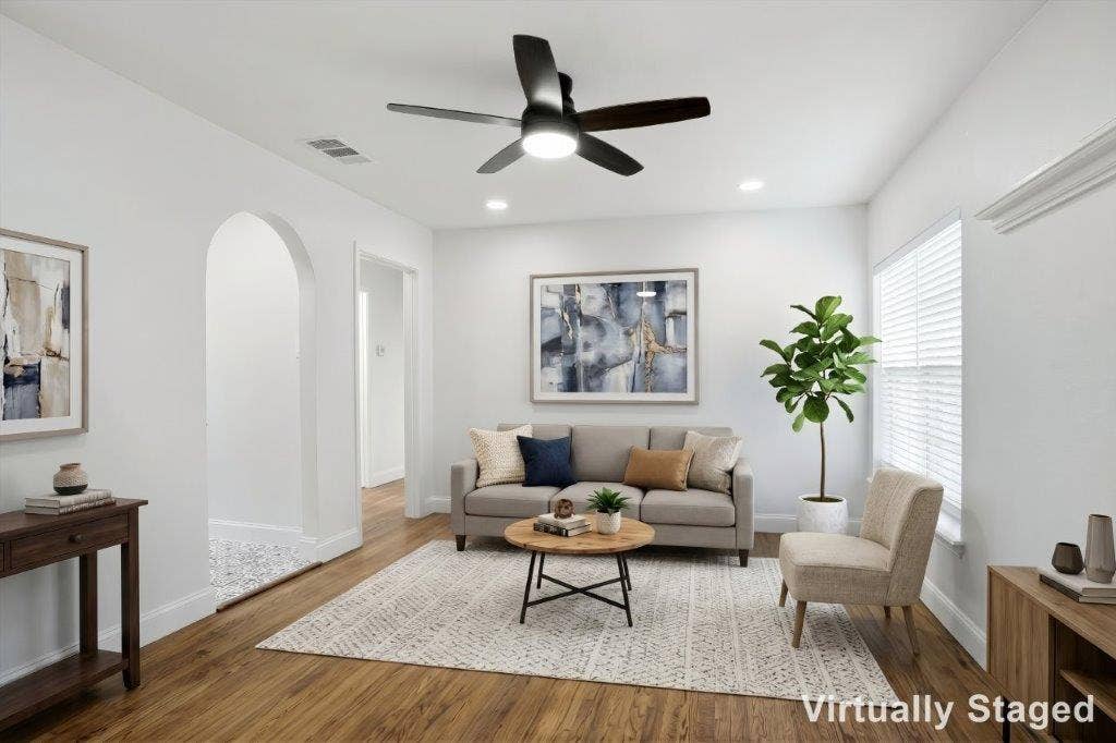 10430 Desdemona Drive, Dallas, TX 75228 Virtually Staged