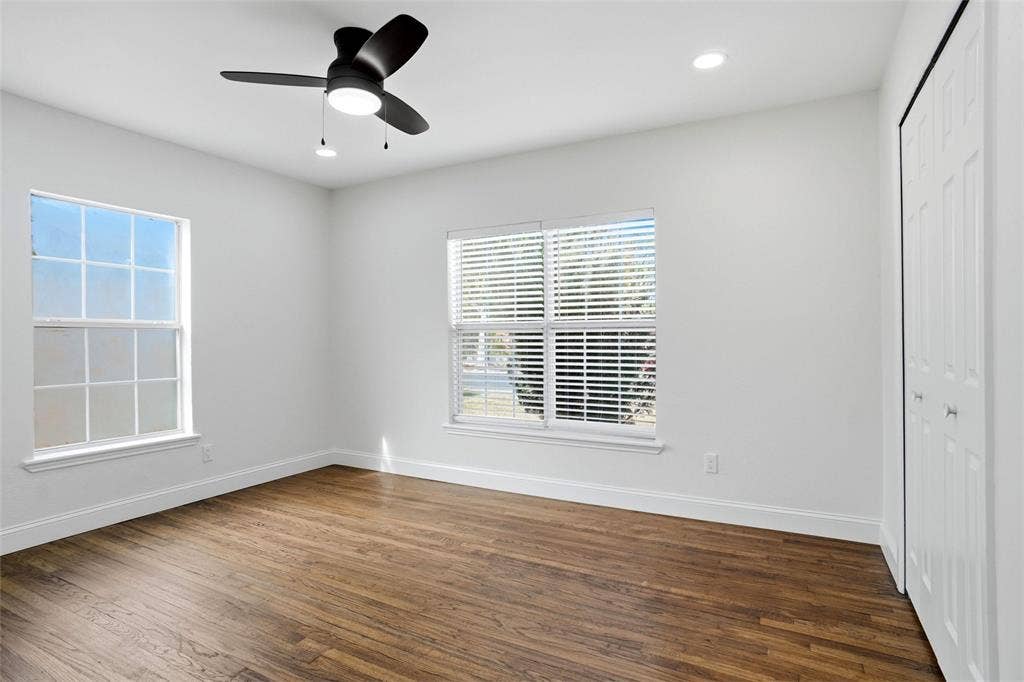 10430 Desdemona Drive, Dallas, TX 75228 10430 Desdemona Drive, Dallas, TX 75228