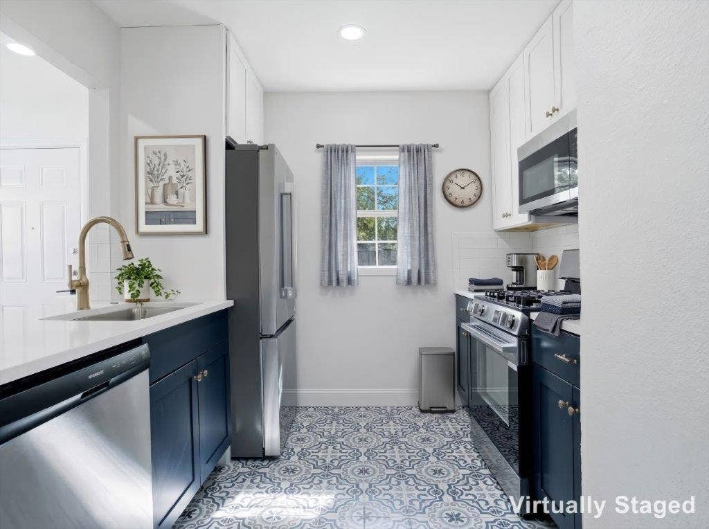 10430 Desdemona Drive, Dallas, TX 75228 Virtually Staged