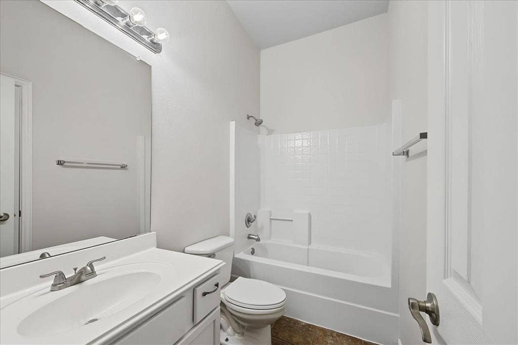 521 Acorn Court, Saginaw, TX 76179