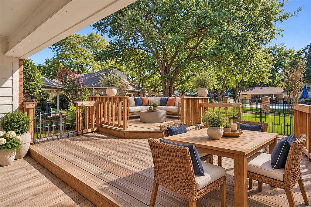 2880 Inniswood Circle, Arlington, TX 76015 2880 Inniswood Circle, Arlington, TX 76015