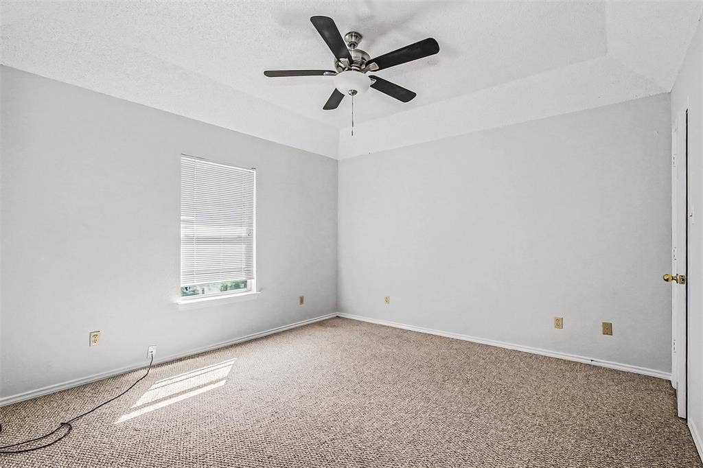 2880 Inniswood Circle, Arlington, TX 76015 2880 Inniswood Circle, Arlington, TX 76015