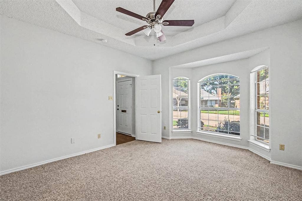 2880 Inniswood Circle, Arlington, TX 76015 2880 Inniswood Circle, Arlington, TX 76015