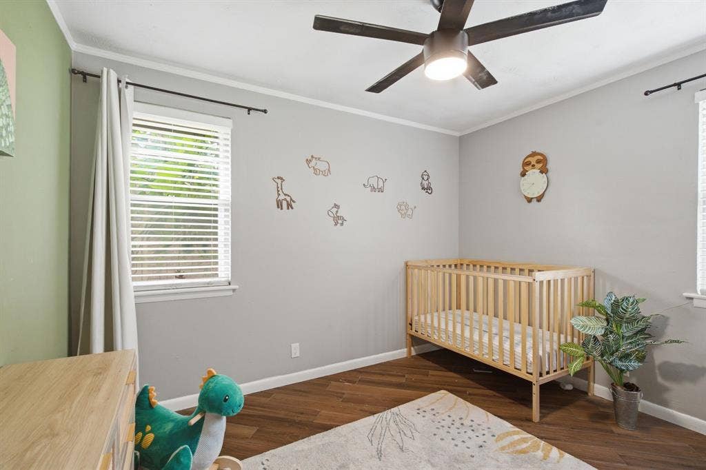2008 Addington Street, Irving, TX 75062 guest bedroom