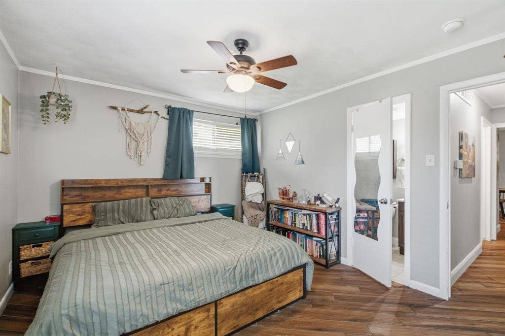 2008 Addington Street, Irving, TX 75062 primary bedroom