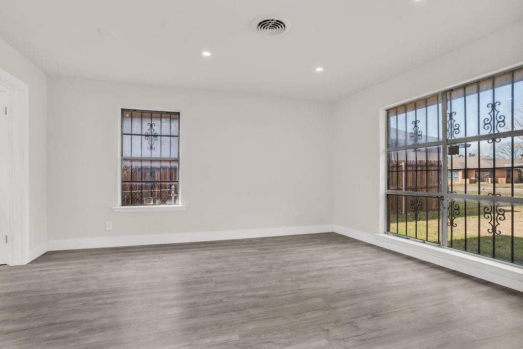 1246 Brookmere Drive, Dallas, TX 75216