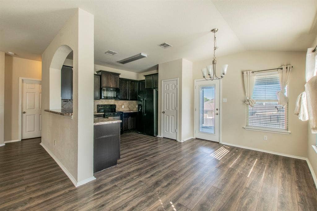 308 Chrislyn Street, Troy, TX 76579 308 Chrislyn Street, Troy, TX 76579