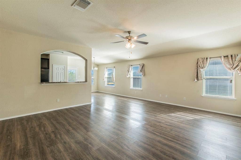 308 Chrislyn Street, Troy, TX 76579 308 Chrislyn Street, Troy, TX 76579