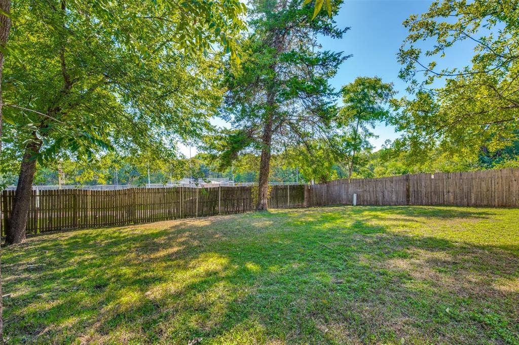 1316 Saturn Drive, Cedar Hill, TX 75104