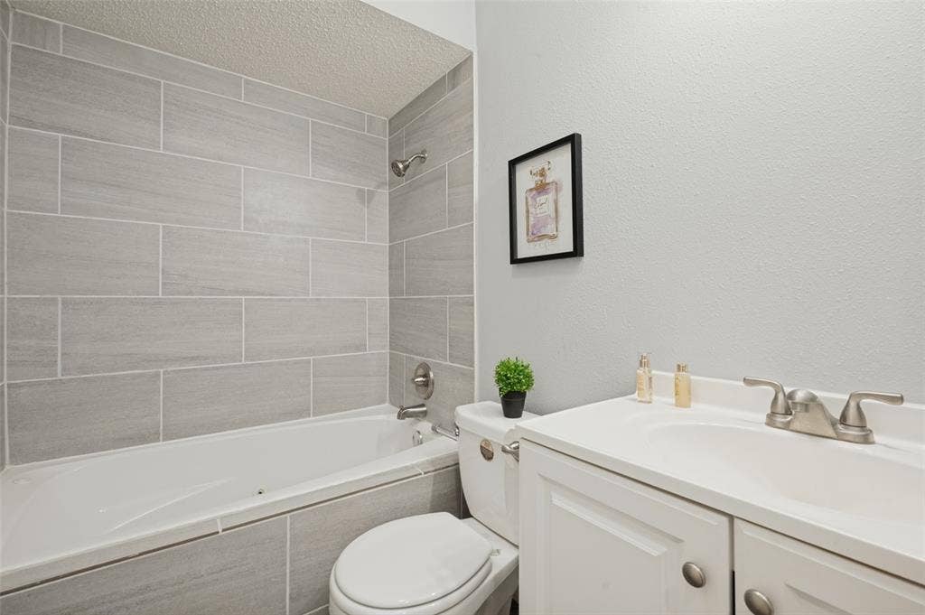 1316 Saturn Drive, Cedar Hill, TX 75104