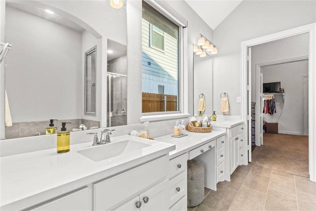 816 Hollett Court, Aledo, TX 76008