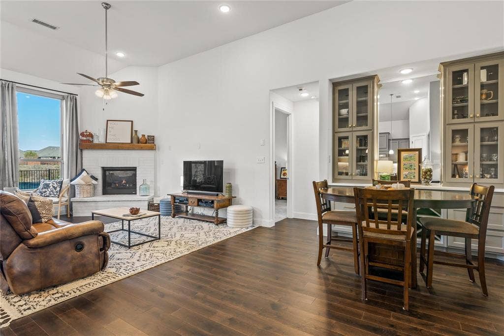816 Hollett Court, Aledo, TX 76008