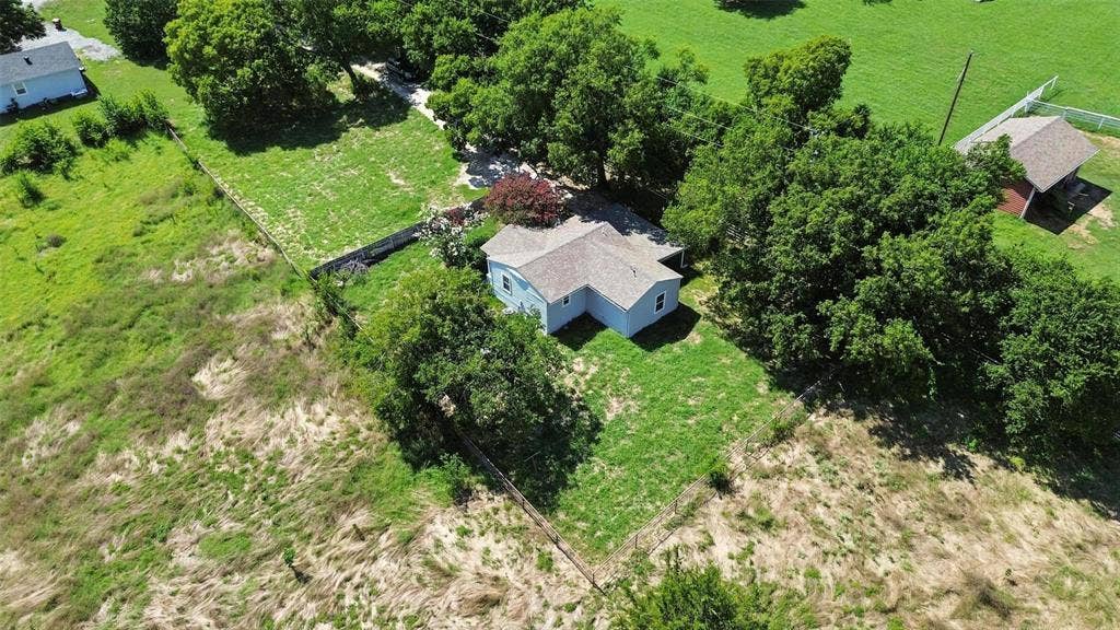 1206 N Business, #78, Blue Ridge, TX 75424