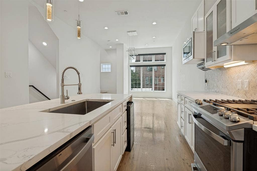 1910 Caddo Street, #B105, Dallas, TX 75204 1910 Caddo Street, #B105, Dallas, TX 75204