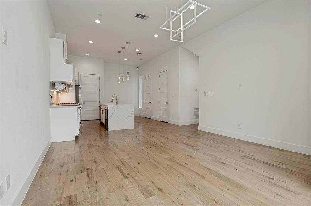 1910 Caddo Street, #B105, Dallas, TX 75204 1910 Caddo Street, #B105, Dallas, TX 75204