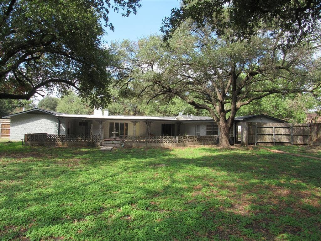 3318 Mitchell Road, Waco, TX 76708