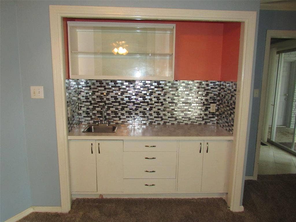 Wet Bar