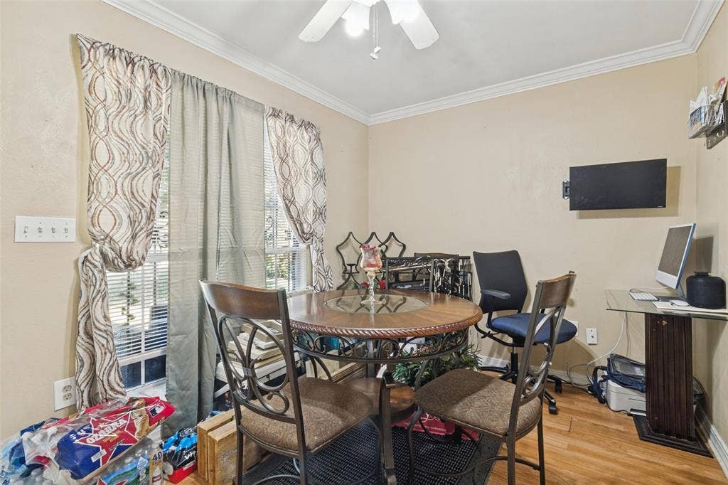 4528 Yancy Street, Dallas, TX 75216
