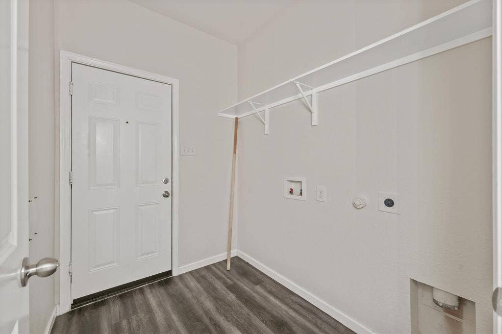 739 Wellington Drive, Lavon, TX 75166