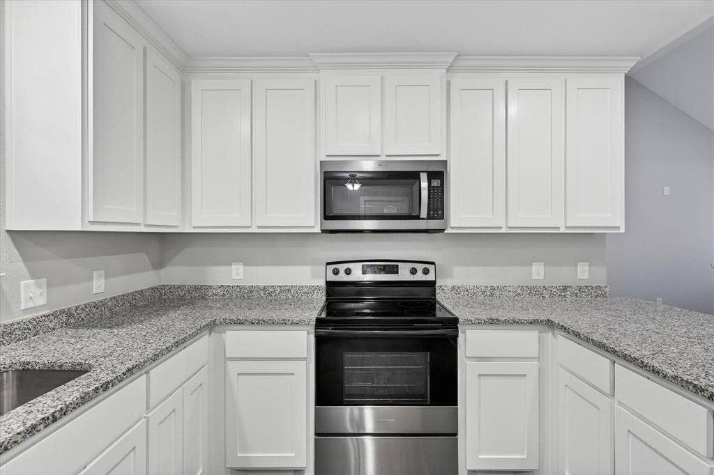 1032 Ray Drive, Denison, TX 75020 1032 Ray Drive, Denison, TX 75020