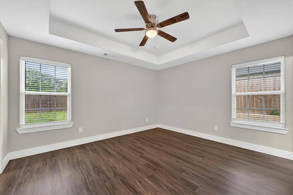 1032 Ray Drive, Denison, TX 75020 1032 Ray Drive, Denison, TX 75020