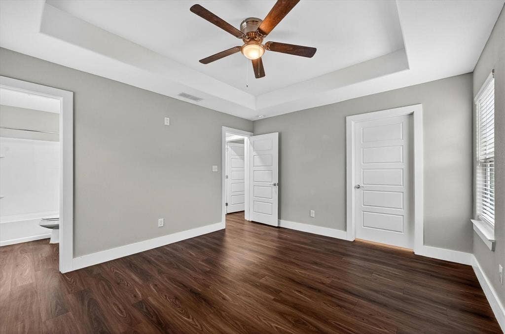 1032 Ray Drive, Denison, TX 75020 1032 Ray Drive, Denison, TX 75020