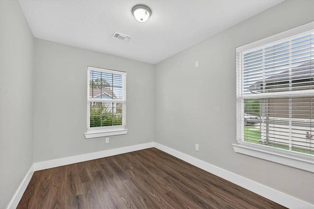 1032 Ray Drive, Denison, TX 75020 1032 Ray Drive, Denison, TX 75020