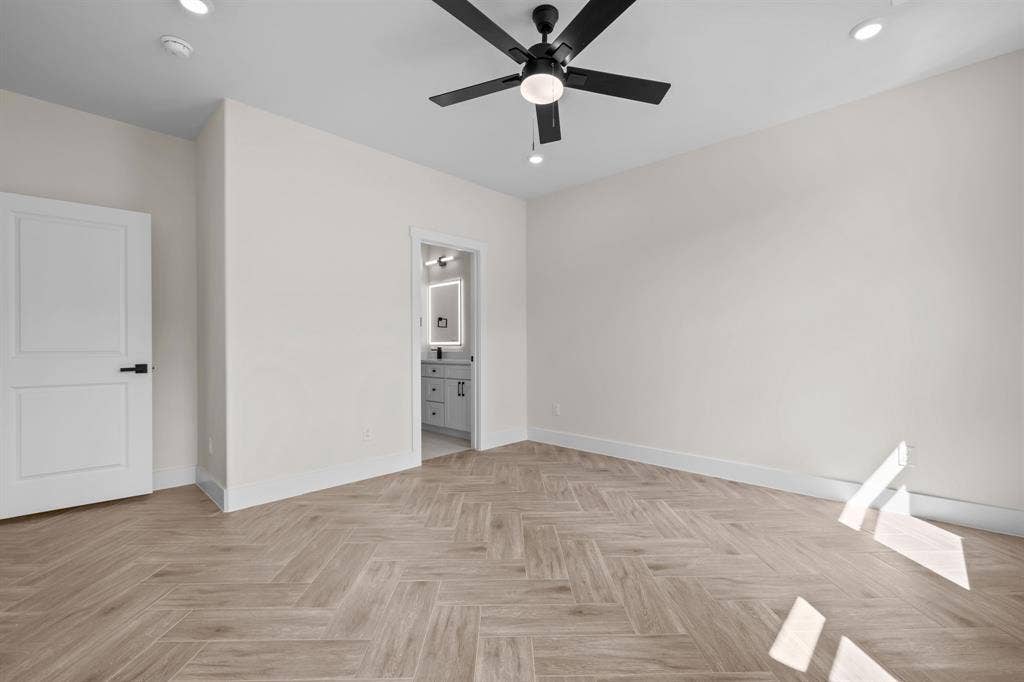 2625 White Rock Drive, Granbury, TX 76048