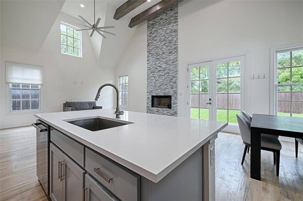 5067 Gaston Avenue, Dallas, TX 75214