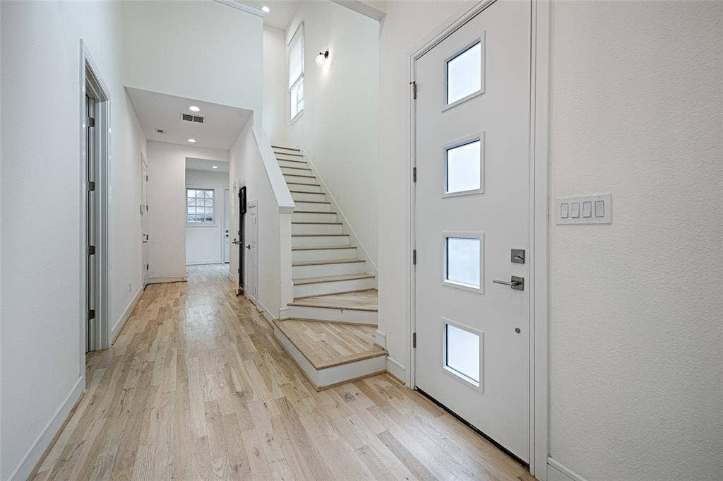5067 Gaston Avenue, Dallas, TX 75214